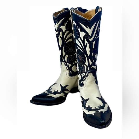 RARE LIKE NEW cream & black with rainbow stitching, limited edition cowboy boots - Picture 1 of 8